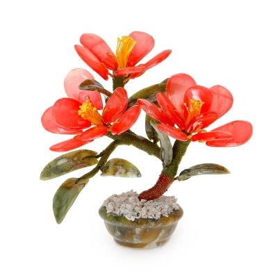 Прекрасные цветы из камней