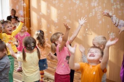 Увлекательные занятия с детьми 1-4 лет