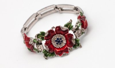 Винтажные украшения от компании Трифари (Trifari)