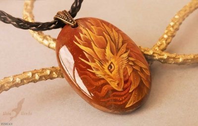 Alvia Alcedo и ее драконы на камнях